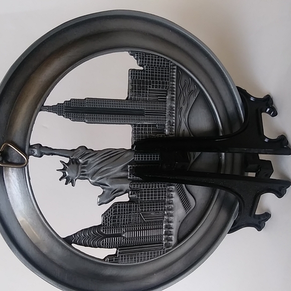 New York Souvenir Decorative Metal Plate - Picture 6 of 15